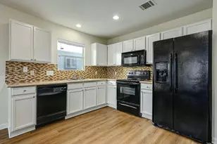 1531 Parkfield Cir, Round Rock, TX 78664 - Photo 9