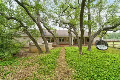 9104 Elm Creek Cove, Austin, TX 78736 - Photo 29