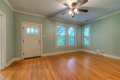 720 Sparks Avenue, Austin, TX 78705 - Photo 3