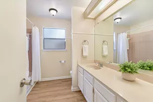 7010 Riverton Dr, Austin, TX 78729 - Photo 9