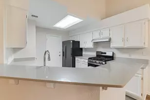 7010 Riverton Dr, Austin, TX 78729 - Photo 17