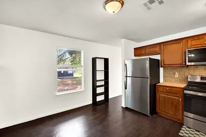 301 Armstrong Street, San Marcos, TX 78666 - Photo 11