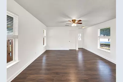 301 Armstrong Street, San Marcos, TX 78666 - Photo 3