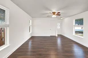 301 Armstrong St, San Marcos, TX 78666 - Photo 3