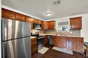 301 Armstrong St, San Marcos, TX 78666 - Photo 9
