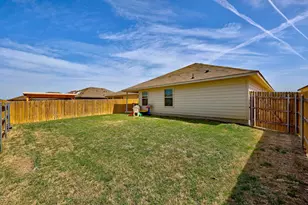 133 Hammond Ct, Jarrell, TX 76537 - Photo 5