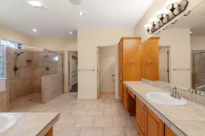 301 Goldridge Drive, Georgetown, TX 78633 - Photo 19