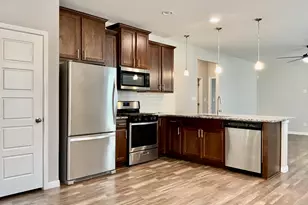 128 Earl Keen St, Leander, TX 78641 - Photo 5