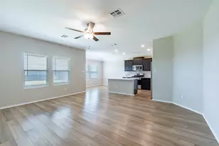 448 Sebring Cir, Hutto, TX 78634 - Photo 11