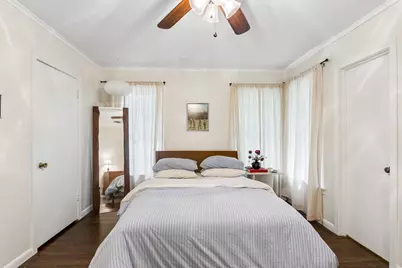 1804 E 39th Street, Austin, TX 78722 - Photo 11