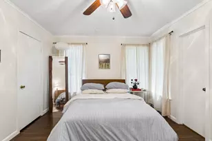 1804 E 39th St, Austin, TX 78722 - Photo 11