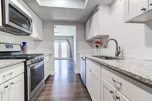 6901 Skynook Dr, Austin, TX 78745 - Photo 11