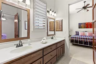 2516 Tom Miller St, Austin, TX 78723 - Photo 19