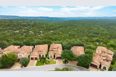 2813 University Club Drive, Austin, TX 78732 - Photo 5