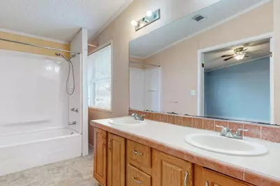 262 Highway 290 E, Elgin, TX 78621 - Photo 7