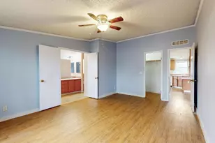 262 Hwy 290 E, Elgin, TX 78621 - Photo 17