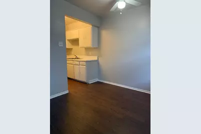 307 E 31st Street #204, Austin, TX 78705 - Photo 3