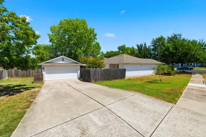 17729 Powder Creek Drive, Manor, TX 78653 - Photo 25
