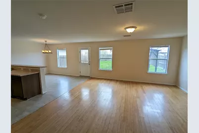 220 Quarter Avenue, Buda, TX 78610 - Photo 3
