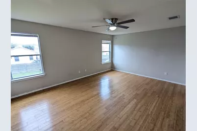220 Quarter Avenue, Buda, TX 78610 - Photo 9