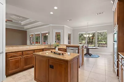 17109 Northlake Hills Drive, Jonestown, TX 78645 - Photo 9