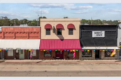 155 W Austin Street, Giddings, TX 78942 - Photo 3