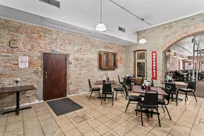 155 W Austin Street, Giddings, TX 78942 - Photo 17