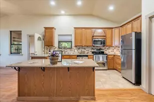 123 Horse Shoe Dr, Burnet, TX 78611 - Photo 11