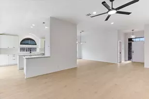 7731 Kiva Dr, Austin, TX 78749 - Photo 3