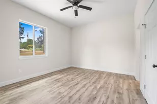 197 S Buckhorn Dr, Bastrop, TX 78602 - Photo 23