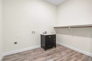 197 S Buckhorn Dr, Bastrop, TX 78602 - Photo 21