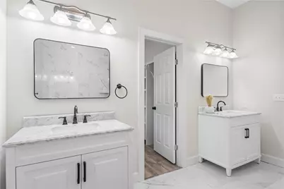 197 S Buckhorn Drive, Bastrop, TX 78602 - Photo 17