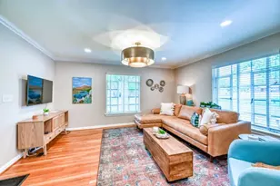 708 W Schubert St, Fredericksburg, TX 78624 - Photo 7