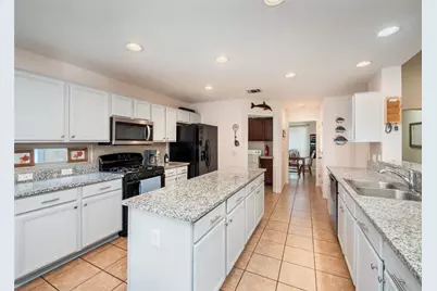 616 N Baker Circle, Leander, TX 78641 - Photo 11