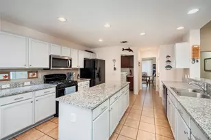 616 N Baker Cir, Leander, TX 78641 - Photo 11