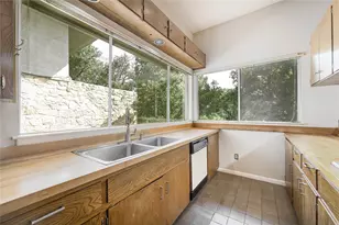 6305 Shadow Valley Dr, Austin, TX 78731 - Photo 11