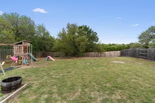 808 Wagon Spoke Wy, Liberty Hill, TX 78642 - Photo 29