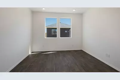 302 Puerto Plata Avenue, Bastrop, TX 78602 - Photo 11