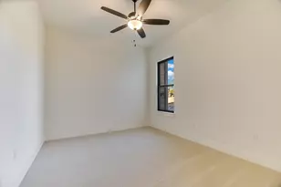 104 Nattie Woods Dr, Horseshoe Bay, TX 78657 - Photo 15