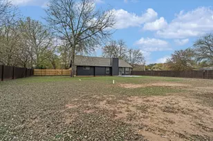 134 Laumaia Ln, Bastrop, TX 78602 - Photo 13
