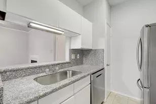 2804 Rio Grande St, Austin, TX 78705 - Photo 11