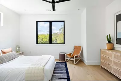 1311 Deloney Street, Austin, TX 78721 - Photo 11