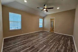 19001 Leigh Ln, Pflugerville, TX 78660 - Photo 17