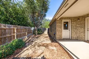 2005 Granite Springs Rd, Leander, TX 78641 - Photo 23