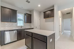 1064 Esplanade Pkwy, San Marcos, TX 78666 - Photo 13