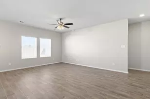 441 Hortus Dr, Kyle, TX 78640 - Photo 9