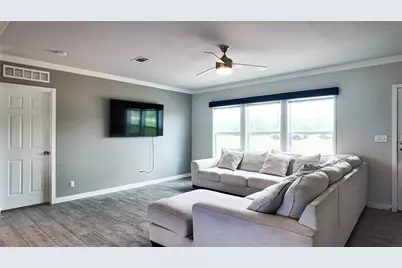 189 Luna Court, Dale, TX 78616 - Photo 5