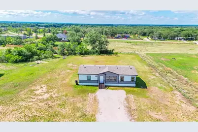 189 Luna Court, Dale, TX 78616 - Photo 3