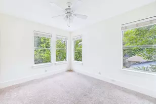 403 W 35th St, Austin, TX 78705 - Photo 29