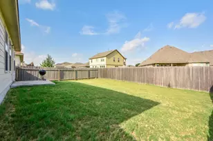 203 Fistral Dr, Hutto, TX 78634 - Photo 13